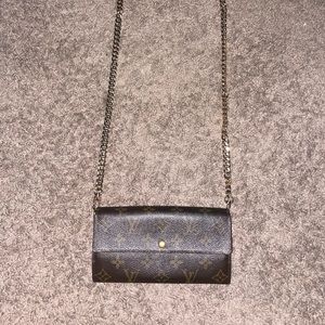louis vuitton wallet on chain